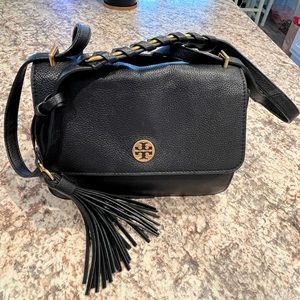 Preloved pebbled leather Tory Burch.